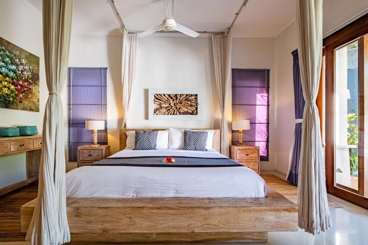 Central Seminyak Villa Martini Экстерьер фото