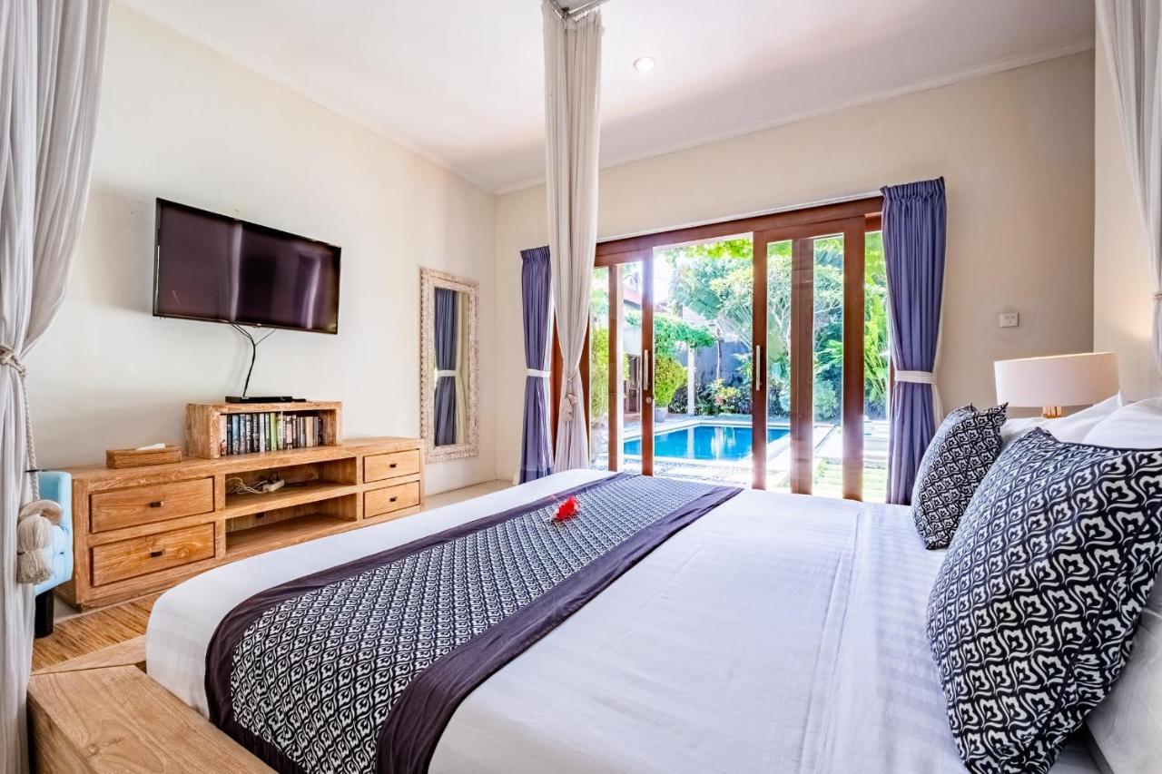 Central Seminyak Villa Martini Экстерьер фото
